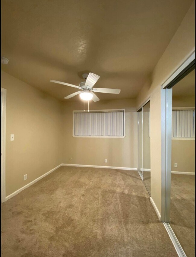 Building Photo - 2445 Rinconada Dr