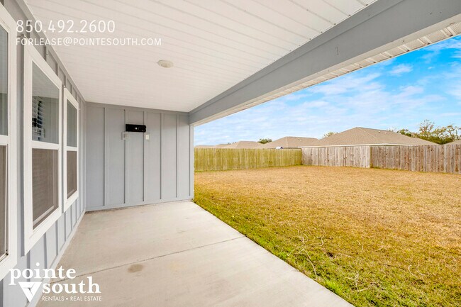 Building Photo - 7063 Abigail St