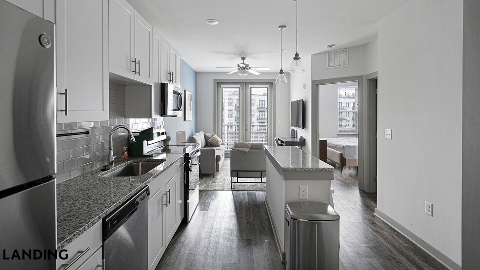 Building Photo - 2165 Nolensville Pk