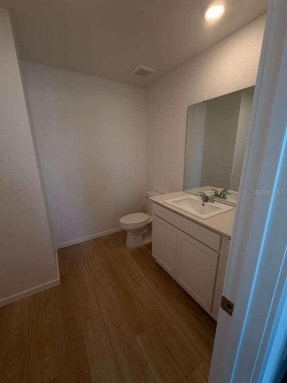 Building Photo - 848 Lynx St