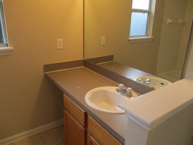 Building Photo - 4511 Loveland Pass Dr E