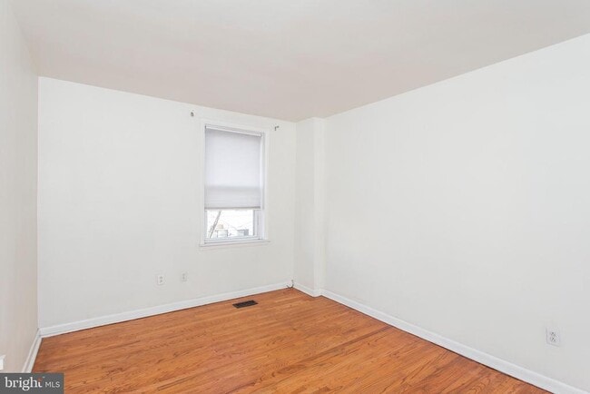 Building Photo - 514 S 22nd St