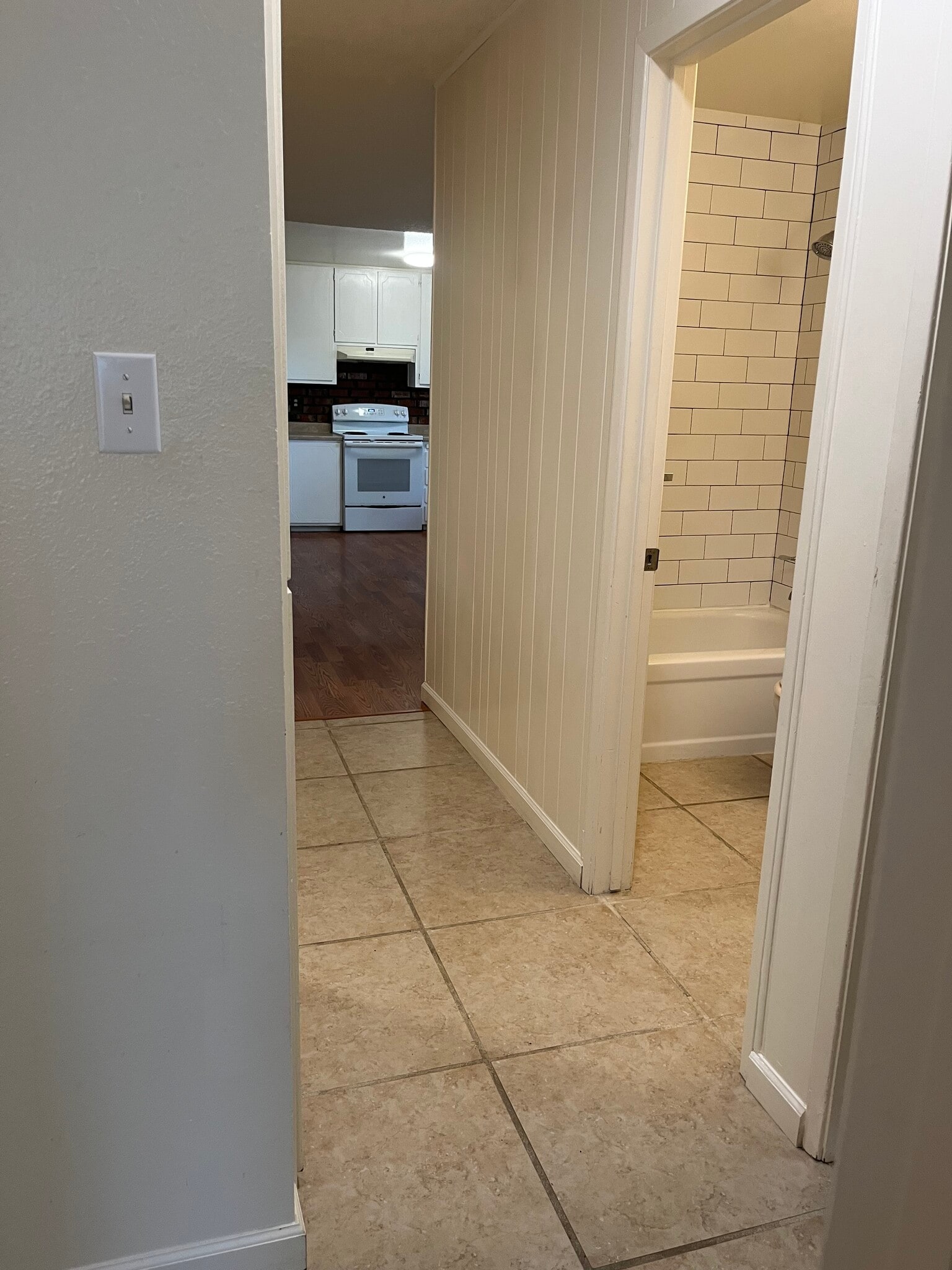 Building Photo - 9371 Medallion Way