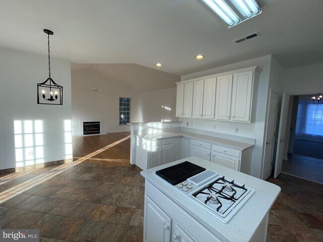 Building Photo - 25869 Flintonbridge Dr