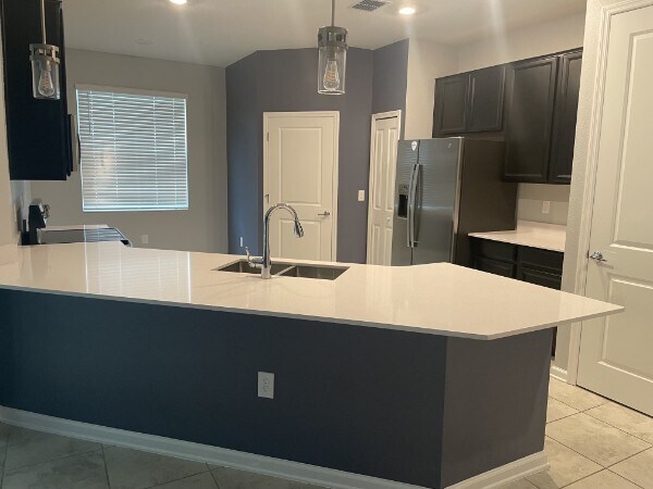 Building Photo - 1125 Saguaro St
