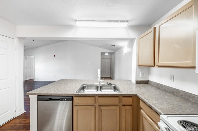 Building Photo - 200 Talus Way
