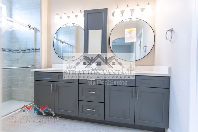 Building Photo - 1406 W Main St