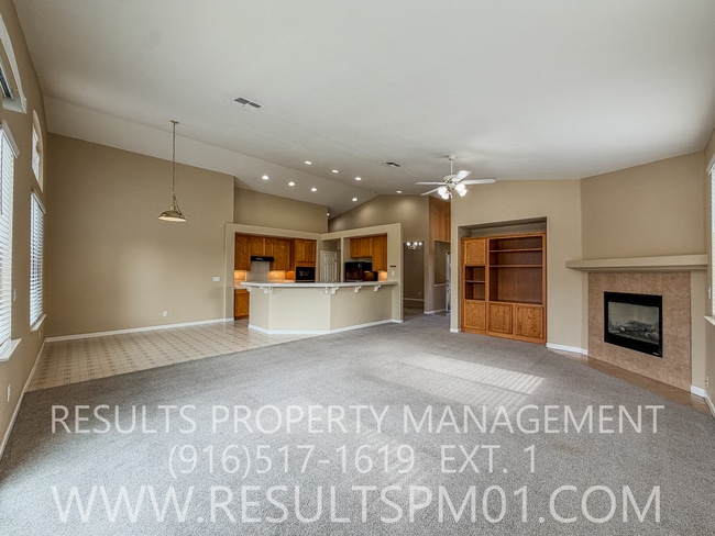 Building Photo - Single Story in West Roseville