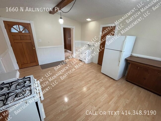 Building Photo - 1660 N Arlington Pl