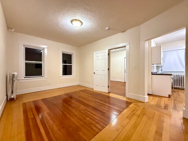 Building Photo - 11 John St