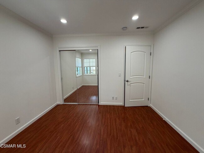 Building Photo - Welcome this single story, beautifully maintained and thoughtfully updated home South Of The Boul...