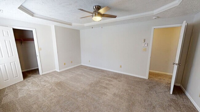 Building Photo - Updated 4 Bedroom w/ Privacy Fence in Jack Britt School District!