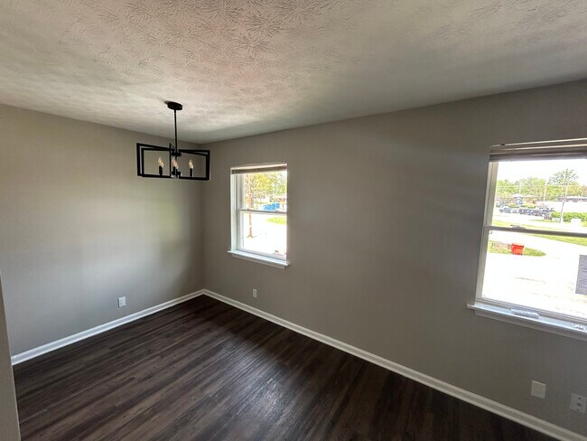 Building Photo - 3710 Noblitt Dr