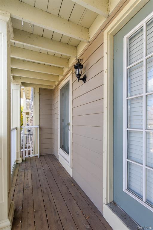 Building Photo - 116 Saber Way