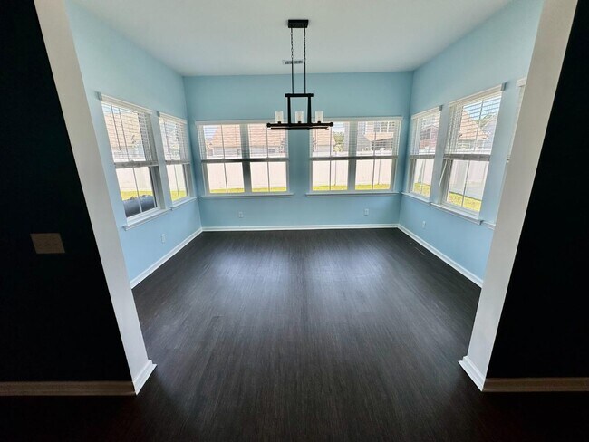 Building Photo - 54 Grovewood Dr