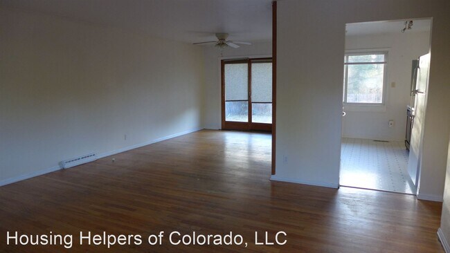 Building Photo - 6 br, 2.5 bath House - 560 S 40th Street