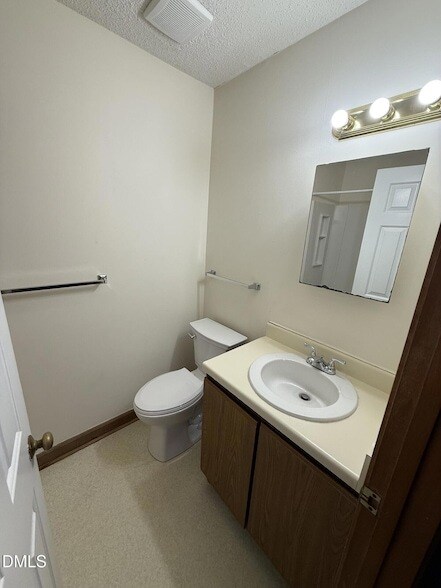 Building Photo - 3517 Ivy Commons Dr
