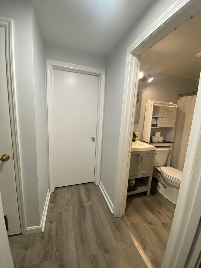 Building Photo - 1103 White Cedar Blvd