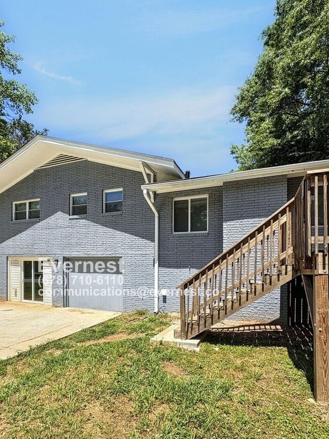 Primary Photo - 2720 Old Spanish Trail
