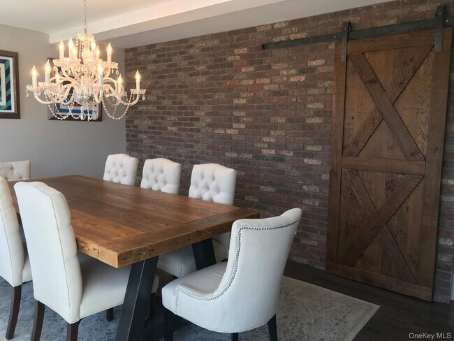 Building Photo - 16 Cape Rd