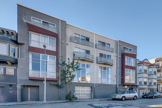 Building Photo - 68 Harriet St