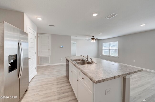 Building Photo - 5028 Rivergrass Dr