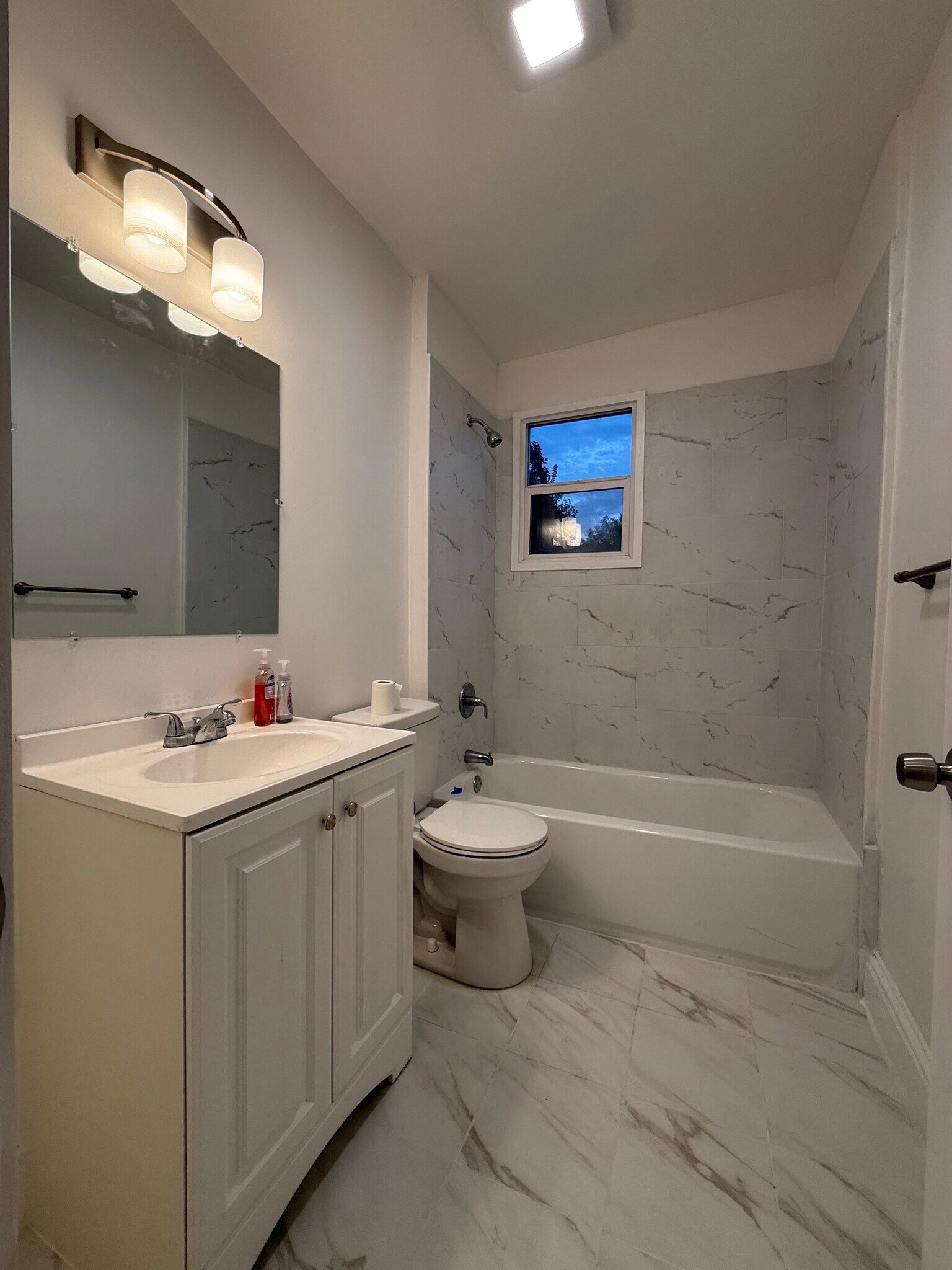 Bathroom - 5211 Ridge Ave