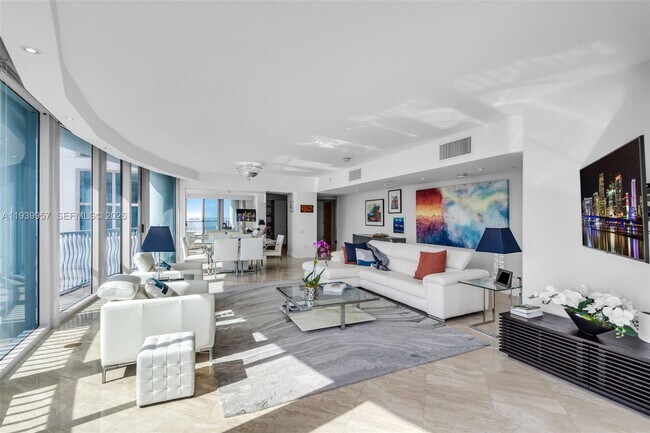 Building Photo - 1500 Ocean Dr