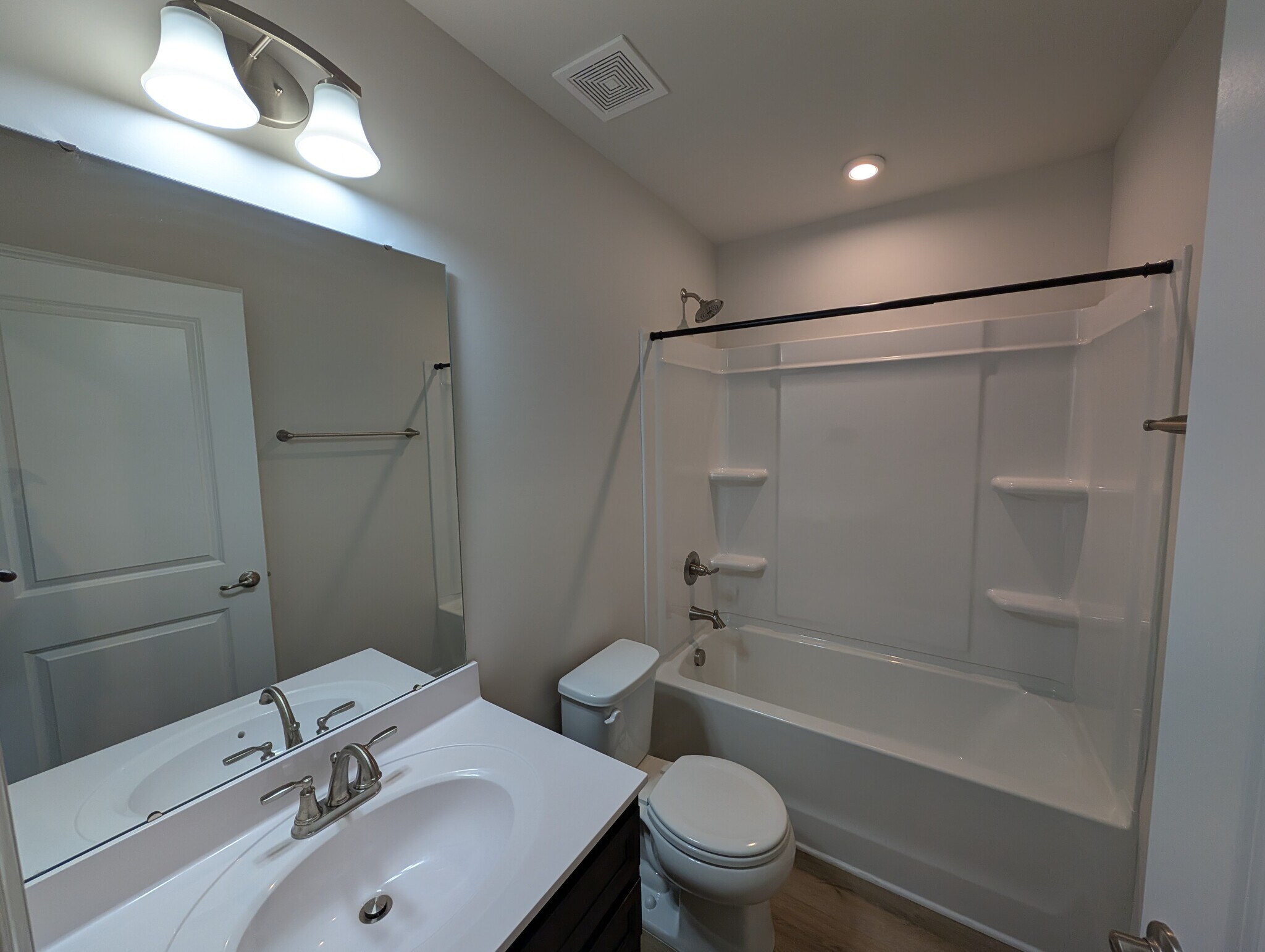 Building Photo - 420 Park Ave