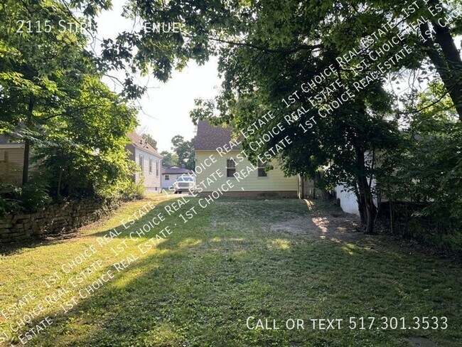 Building Photo - 2115 Stirling Ave