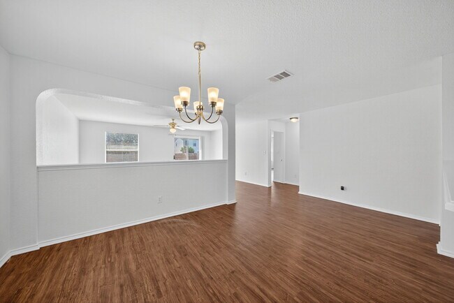 Building Photo - 4935 Dahlia Terrace