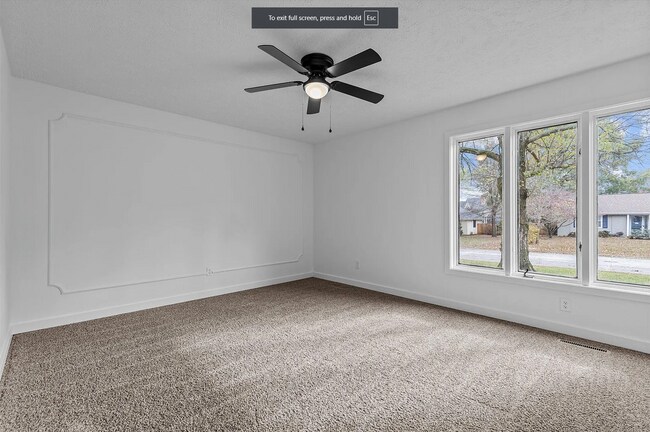 Building Photo - Welcome to your dream home! 4 bedroom 3 ba...