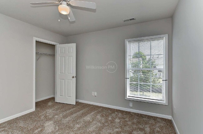 Building Photo - Beautiful 4-Bedroom Two Story Home with Fe...