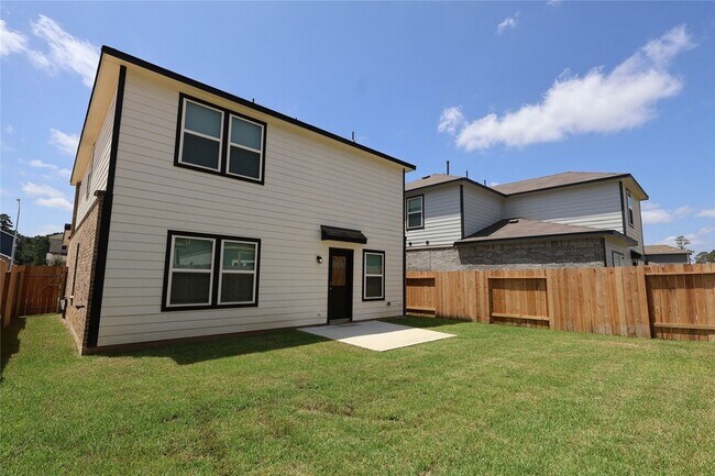Building Photo - 7757 Bergamot Cir