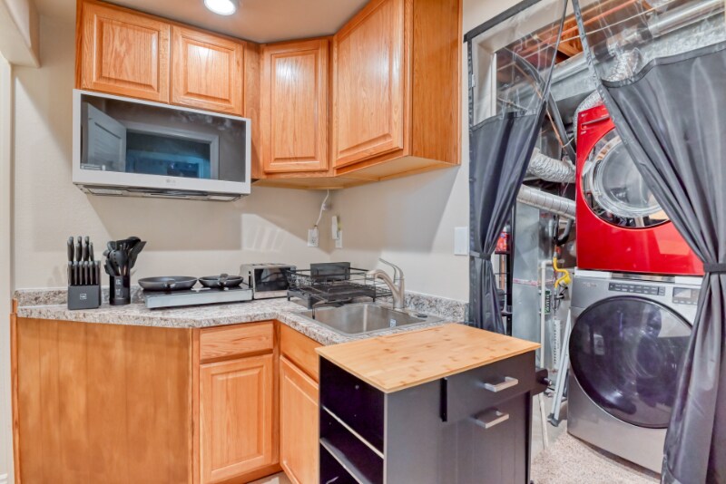 Building Photo - 2631 Thrush Grove