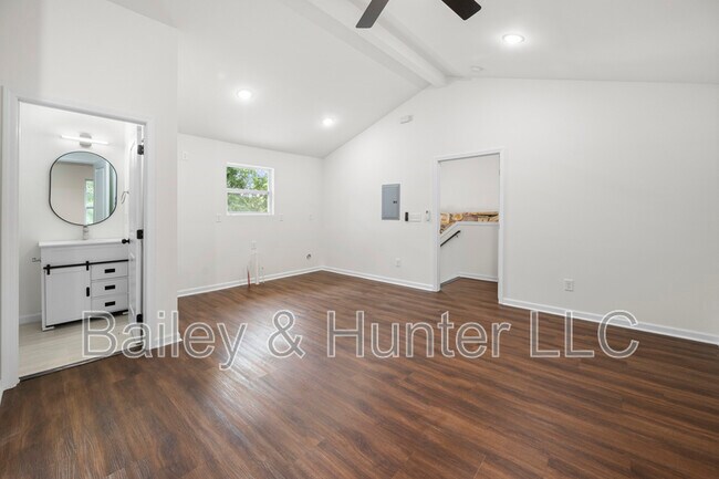 Building Photo - 1721 Hortense Pl NW