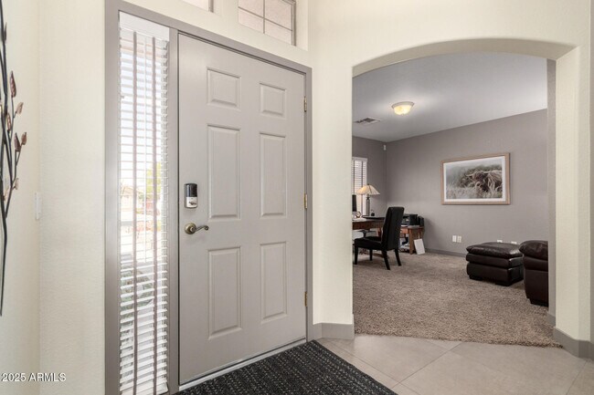 Building Photo - 9637 E Sundune Dr