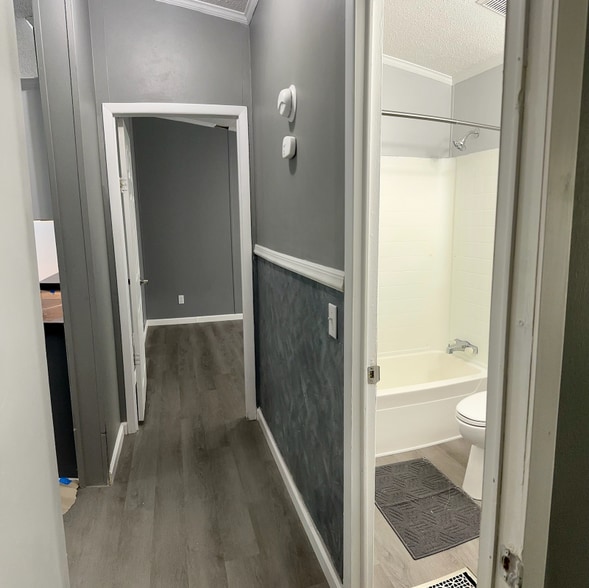 Building Photo - 2325 Snow Creek Rd