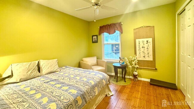 Building Photo - 32 Ketley Pl