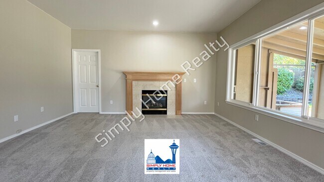 Building Photo - Step Inside this beautiful Home in Tacoma!