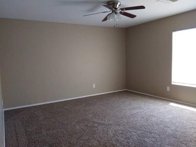 Building Photo - Maripoca Meadows 4bd 2.5bth for Rent