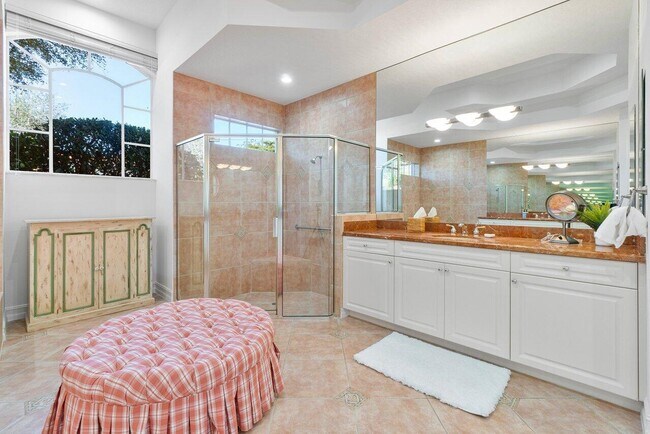 Building Photo - 1009 Grand Isle Terrace