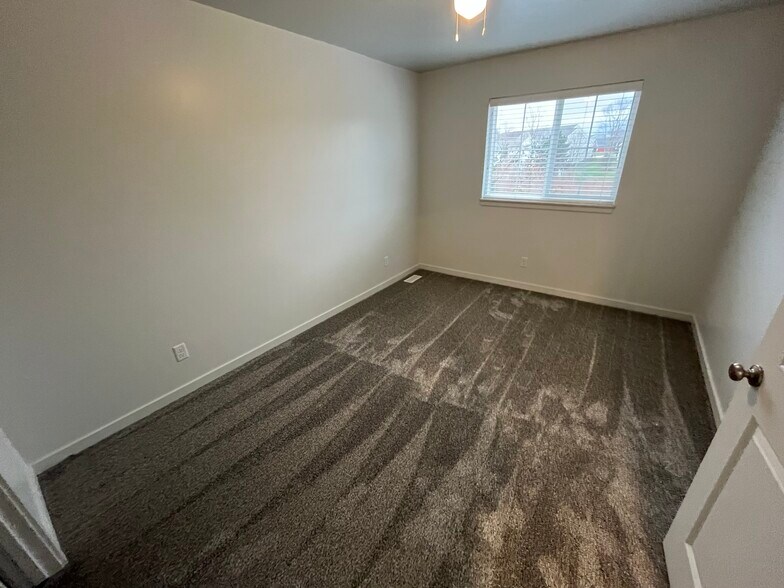 Building Photo - 3637 Andover Ln