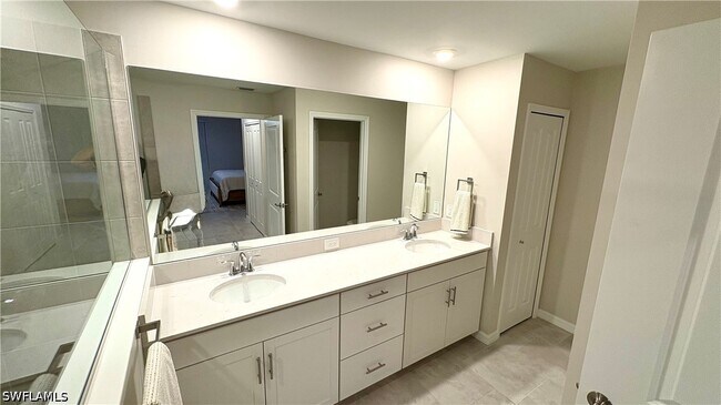 Building Photo - 5615 Newcastle Ct