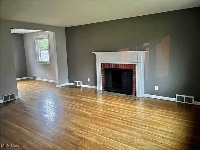 Building Photo - 514 Poplar Ave NW