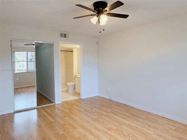 Building Photo - 9055 Wiles Rd