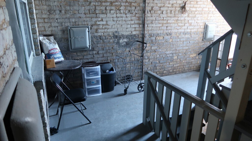 Building Photo - 1456 W Highland Ave