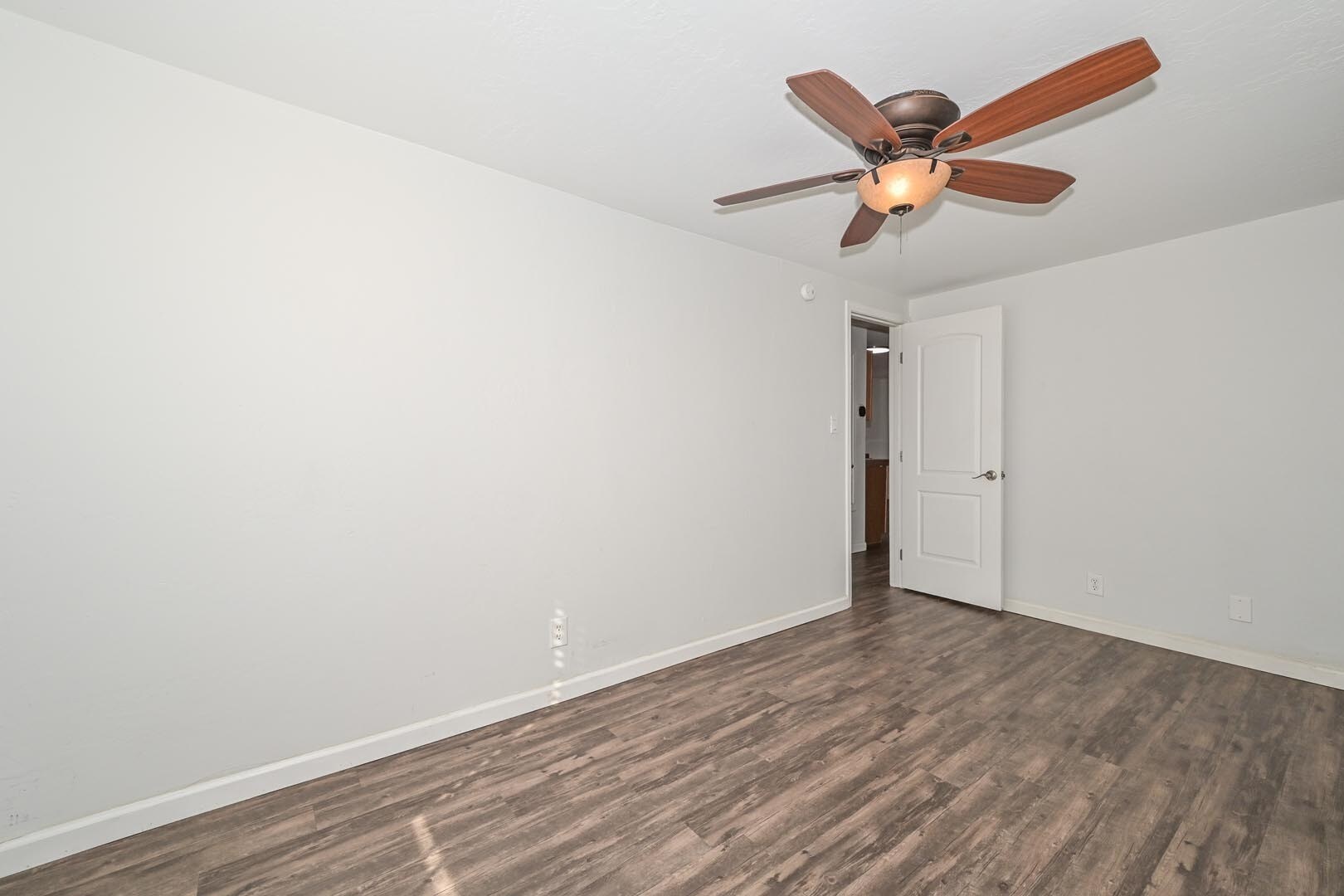 Building Photo - 1211 N Frances St