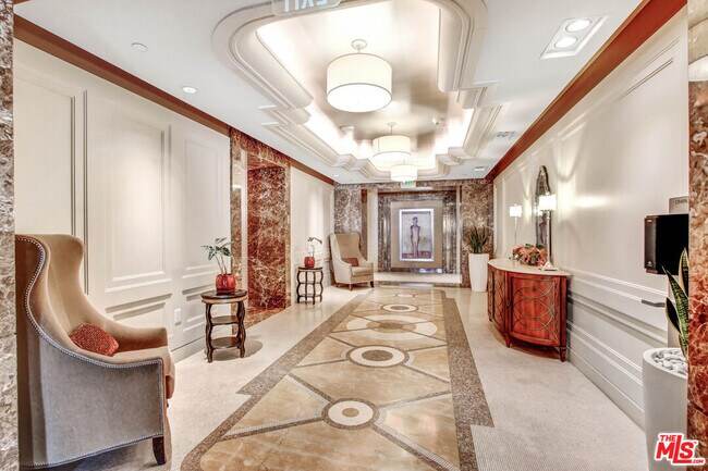 Building Photo - 10710 Wilshire Blvd