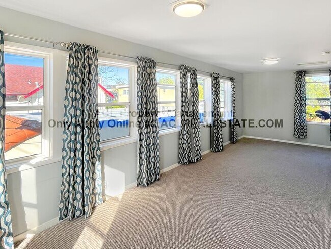 Primary Photo - Charming & Affordable 1 Bedroom Home Acros...